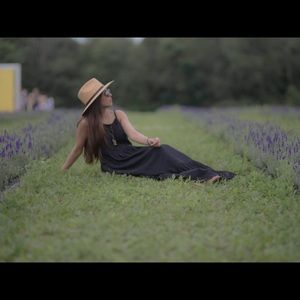 Meet your Posher, Eysha